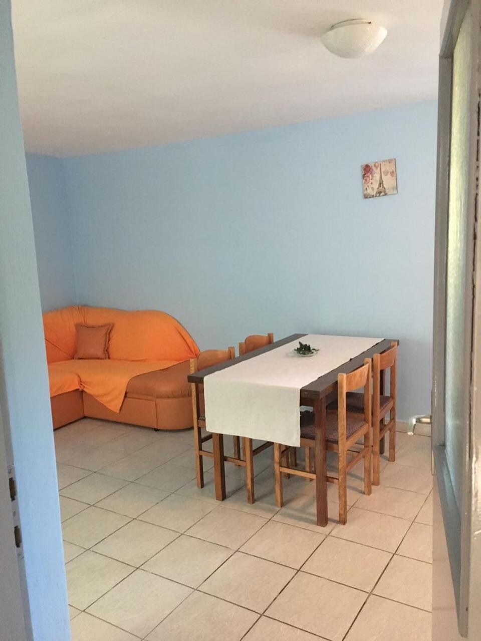 Apartament โพเซดารเย ภายนอก รูปภาพ